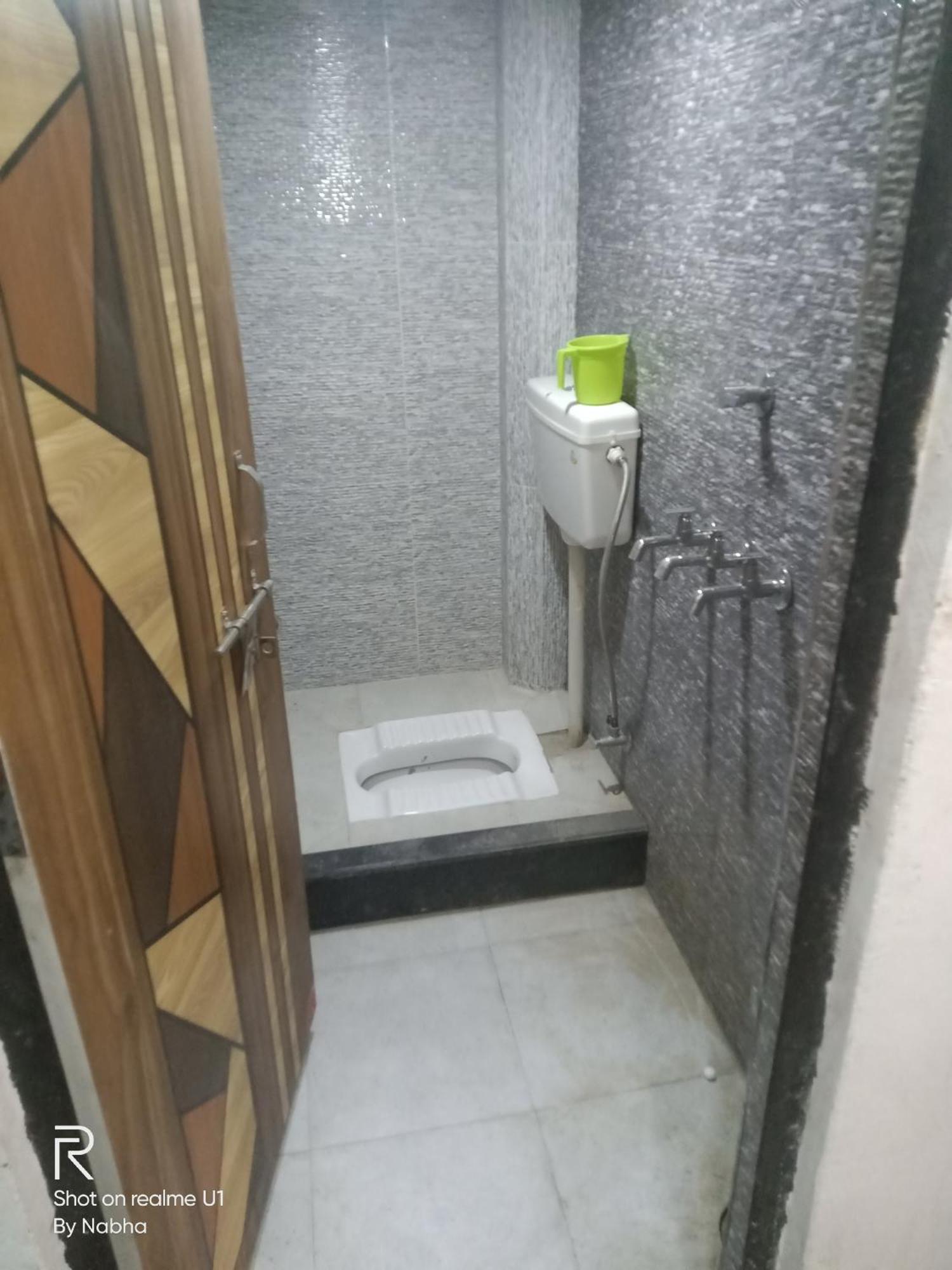 ורנאסי Shivaay Home Stay מראה חיצוני תמונה